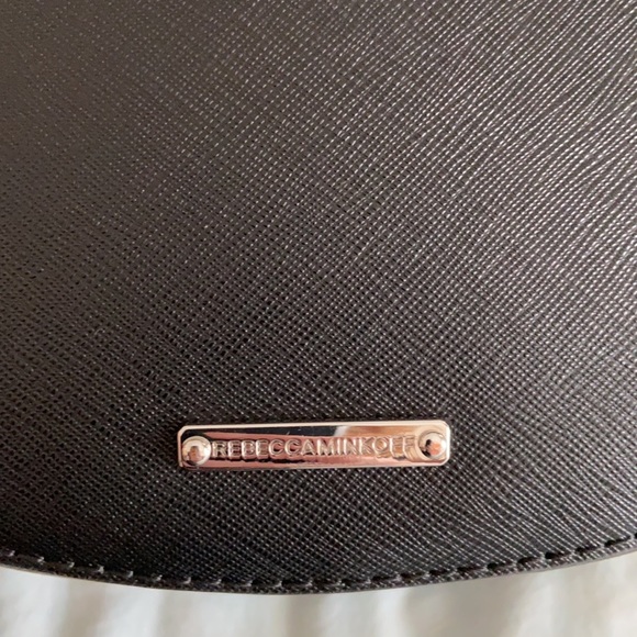 COPY - Rebecca Minkoff crossbody - Picture 3 of 6